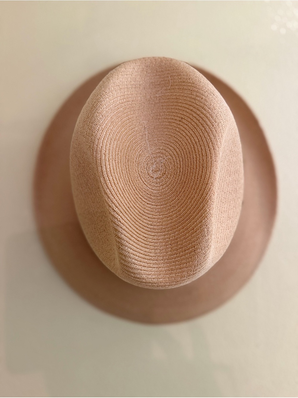 Biltmore Men’s Fedora Hat Size 7 3/8 Beige Solid Pattern Classic Style